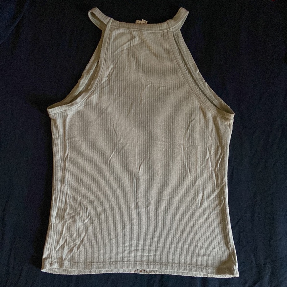 Top - Picture 2 of 2